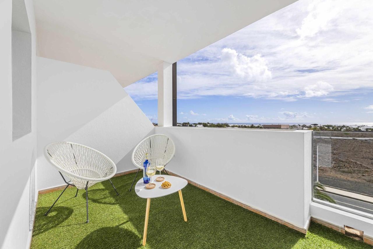 Holyhome Sunsplash Costa Teguise Exterior photo